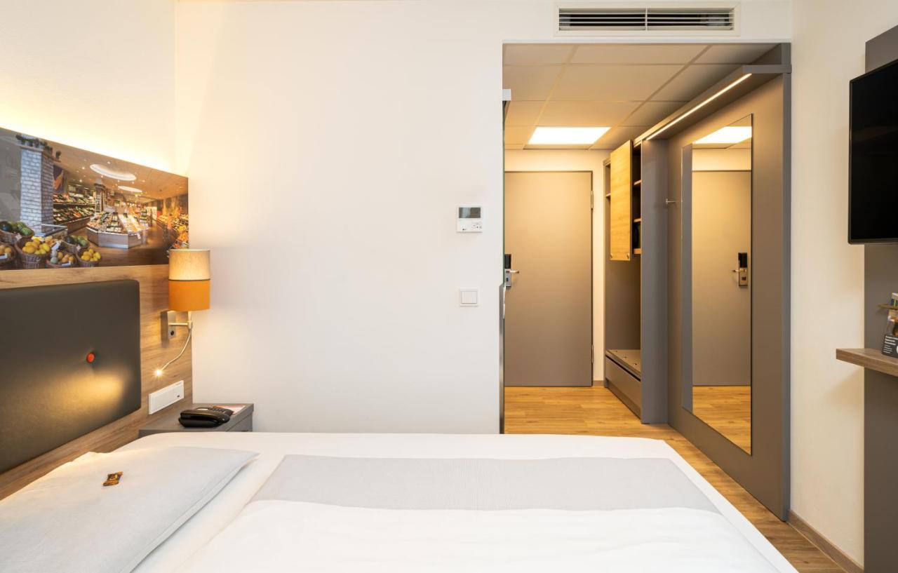 Food Hotel Neuwied Exteriör bild